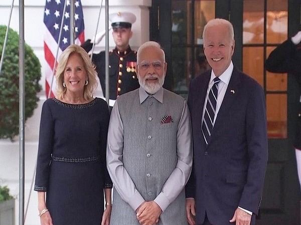Joe Biden, First Lady Jill Biden welcome PM Modi at White House ...