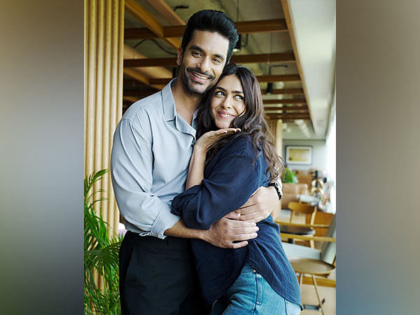 Angad Bedi drops adorable picture with 'Lust Stories 2' co-star Mrunal Thakur