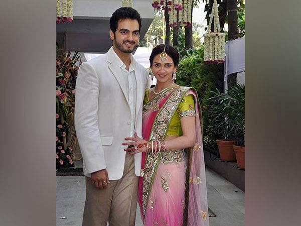 Esha Deol pens sweet note for husband Bharat Takhtani on their 11th wedding anniversary