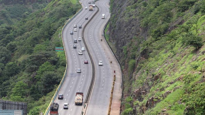 Mumbai-Pune expressway | Image via Wikimedia Commons