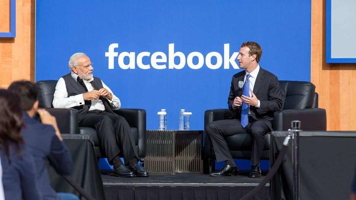 PM Modi with Mark Zuckerberg at Facebook HQ on 27 Sept, 2015 | Courtesy: about.fb.com