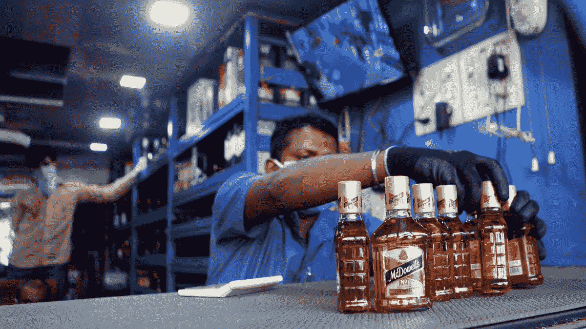 Maharashtra govt may revive 7yold plan to track all liquor bottles