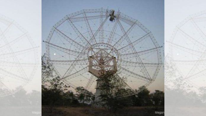An antenna of the GMRT | Commons