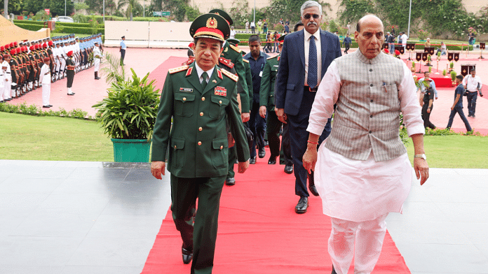 Defence minister of Vietnam General Phan Van Giang with Defence minster of India Rajnath Singh | Image via Twitter