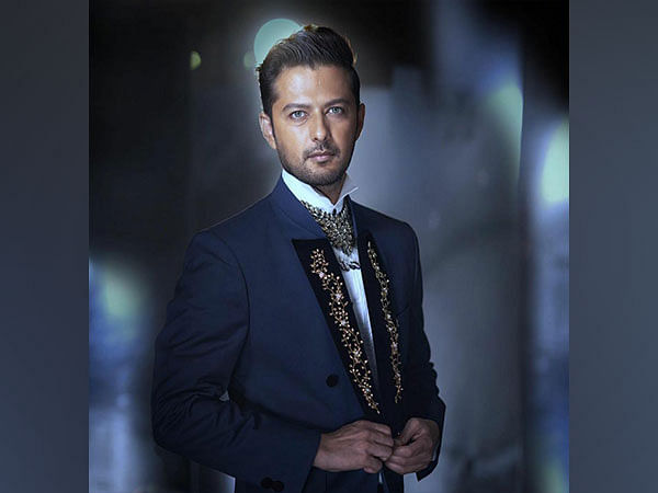 Vatsal Sheth wraps up shooting for Gujarati film