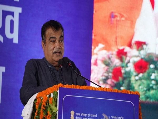 Gadkari inaugurates, lays foundation worth Rs 5,600 cr highways in Rajasthan