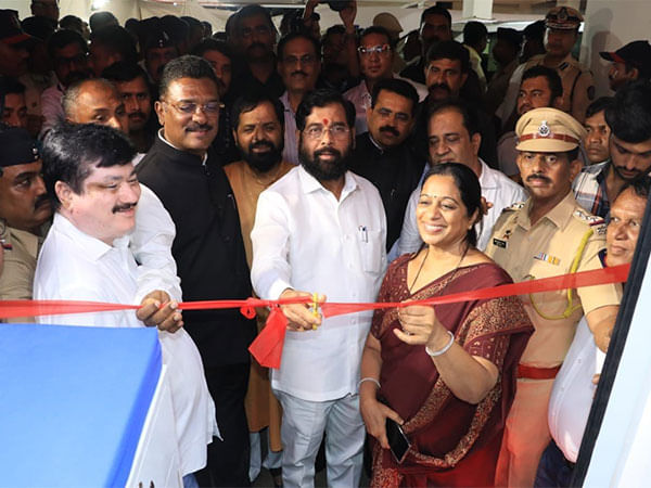 'Jaha Bimar, Vahin Upchar' Maharashtra Witnesses Revolutionary Initiative: Mobile Medical Examination and Ambulance Launched in Mira-Bhayandar 'Jaha Bimar, Vahin Upchar' Maharashtra Witnesses Revolutionary Initiative: Mobile Medical Examination and Ambulance Launched in Mira-Bhayandar