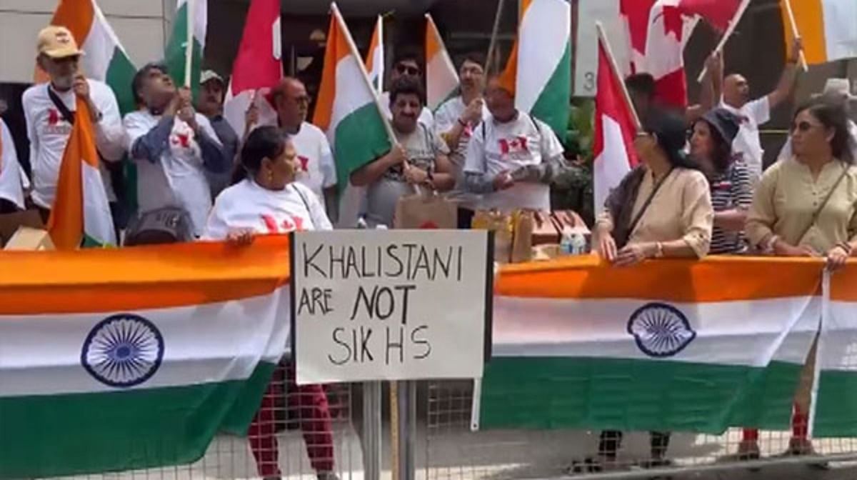 Indian community waves tricolour outside Canadian consulate to counter pro-Khalistani protesters