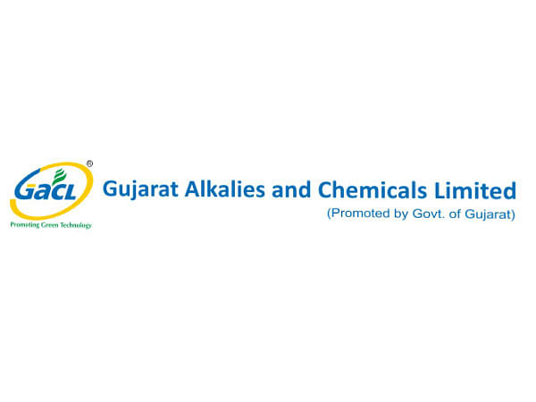 Gujarat Alkalies and Chemicals Limited (GACL) Flags Off the first dispatch of import substitute Hydrazine Hydrate and Purified Phosphoric Acid