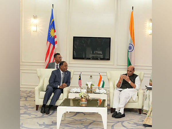 Rajnath Singh meets Malaysian PM Anwar Ibrahim, evaluate defence cooperation
