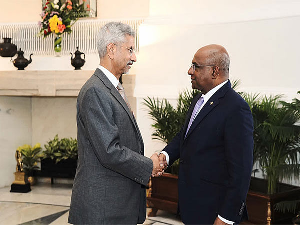 Jaishankar meets his Maldivian counterpart Abdullah Shahid to discuss bilateral issues