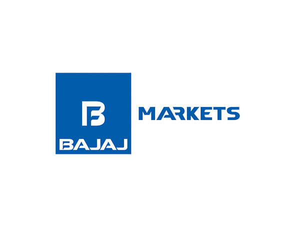 Credit Cards on Bajaj Markets: Get Free Airport Lounge Access and Travel Without Hassle