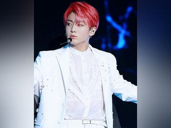 BTS's Jungkook shares his love for chicken makhani and naan, fans react