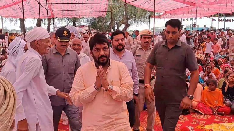 Gopal Kanda’s 2nd innings in Haryana is just taking off. He’s cosying up to Amit Shah, Khattar