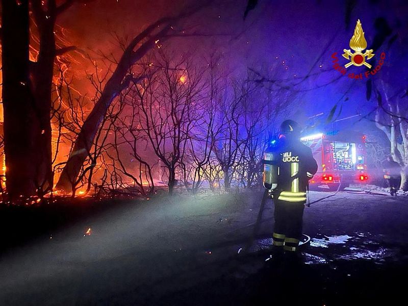 Palermo airport closed two killed in north as fires and storms