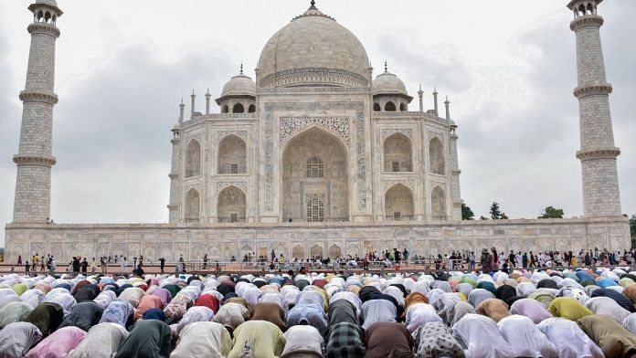 Devotees offer namaz at the Taj Mahal's Royal Mosque on Eid-Al Adha | representational image | ANI
