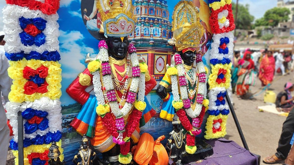 Lord Vitthal & Rukhmai idols | Purva Chitnis | ThePrint