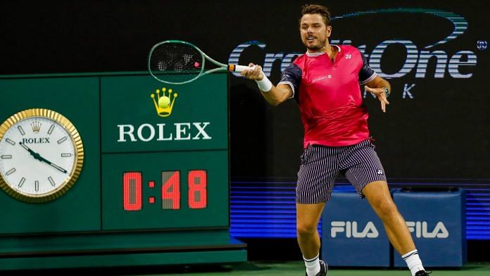 Stan Wawrinka (SUI) returns a shot against France Tiafoe (USA) during the Western and Southern Open tennis tournament at Lindner Family Tennis Center | Katie Stratman-USA TODAY Sports via Reuters