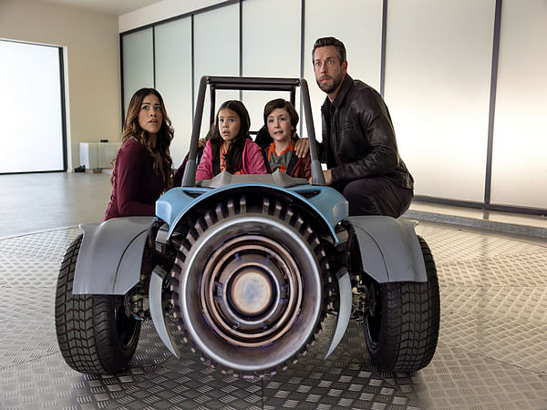 Gina Rodriguez, Zachary Levi’s ‘Spy Kids: Armageddon’ teaser trailer out
