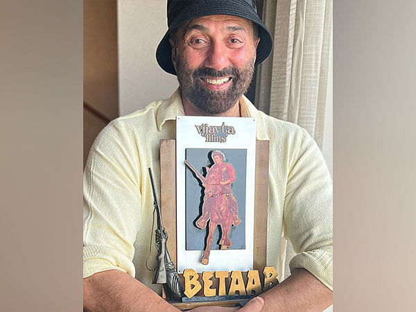 Sunny Deol nostalgic as his debut film 'Betaab' clocks 40 years