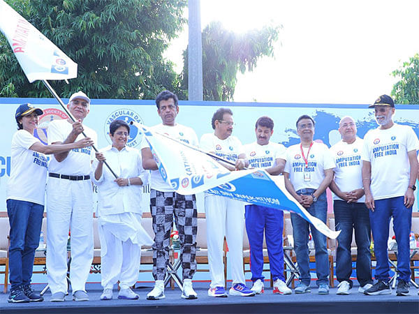 On National Vascular Day, uniting 26 cities across India, Health Minister MoS. Prof. S.P Singh Baghel, Flags Off the Walkathon with a Pledge - Amputation FREE India!