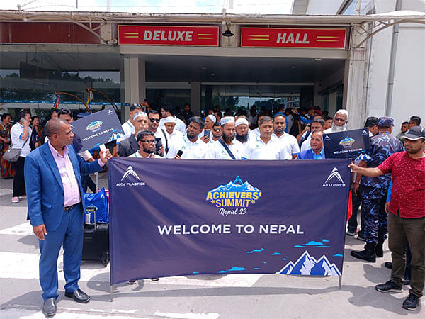 First batch of 700 Bangladeshi tourists arrive in Kathmandu as part of tourism promotion event