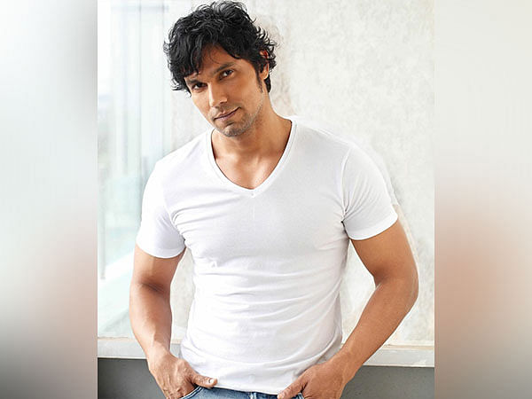 Birthday special: Performances of Randeep Hooda that proved his acting talent