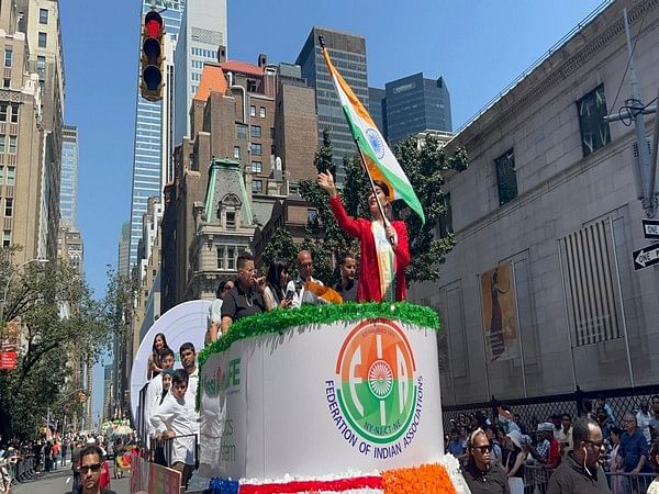 US: Samantha, Jacqueline participate in ‘India Day Parade’  in New York City