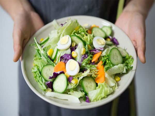 Sanitized ready-to-eat salad may contain disease-causing bacteria: Research