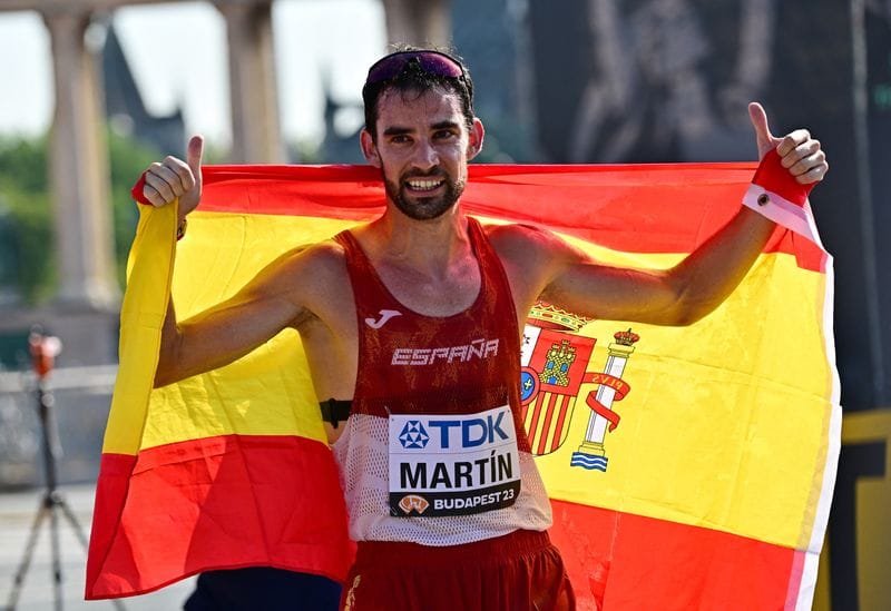 AthleticsMartin, Perez seal double glory for