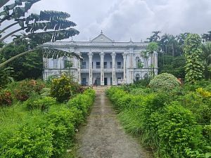 These beautiful historical havelis are often left uncared for | Photo: Deep Halder