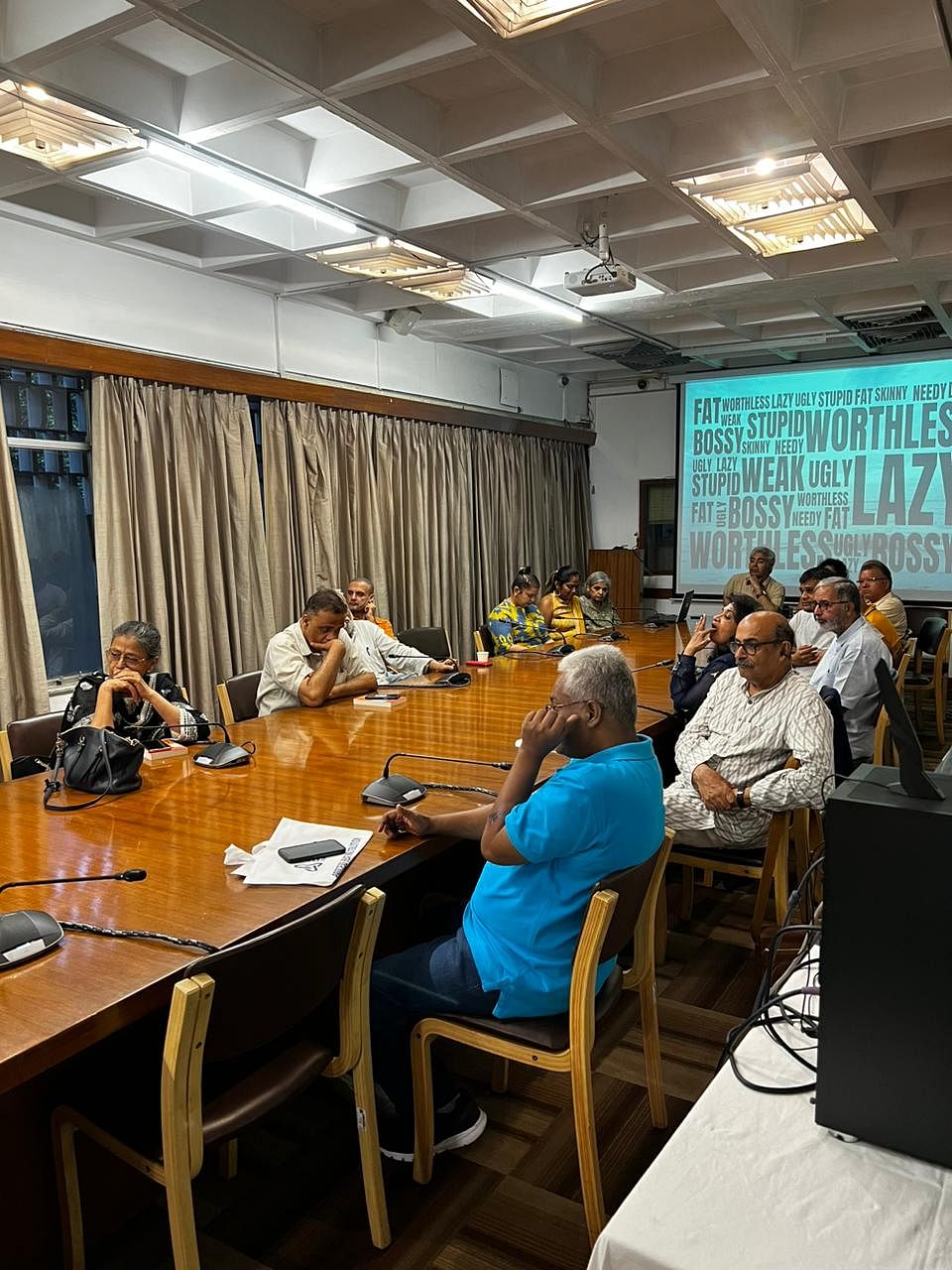 Audience members listening with rapt attention during the book discussion between activist Ruchira Gupta and Delhi Commission for Women (DCW) chairperson Swati Maliwal | Tina Das, ThePrint