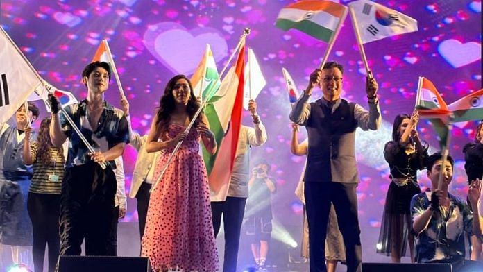 Korean Ambassador to India Chang Jae Bok along with singer Neeti Mohan and other performers on stage at the Jawaharlal Nehru indoor auditorium in New Delhi | Photo: Special arrangement