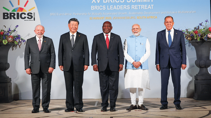 PM Narendra Modi with Brazil President Lula da Silva, China President Xi Jinping, SouthAfrica President Cyril Ramaphosa and Russia Foreign Minister Sergei Lavrov at BRICS Summit | Twitter | @narendramodi