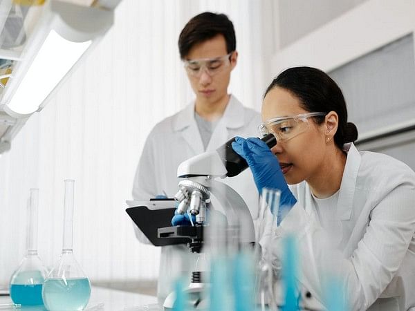 Study gives more insight into advanced form of thyroid cancer treatment 