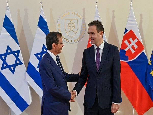 Izraelský prezident sa stretáva s predsedom slovenskej vlády