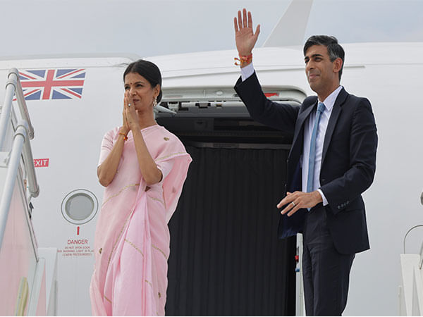 G20 Summit: UK first lady Akshata Murty sports a traditional saree as she bids adieu to India