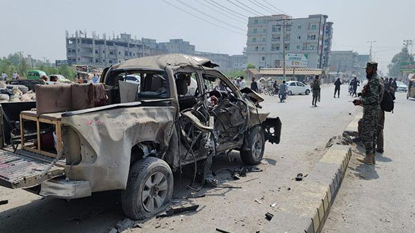 Pakistan security personnel killed, several injured in Peshawar bomb blast