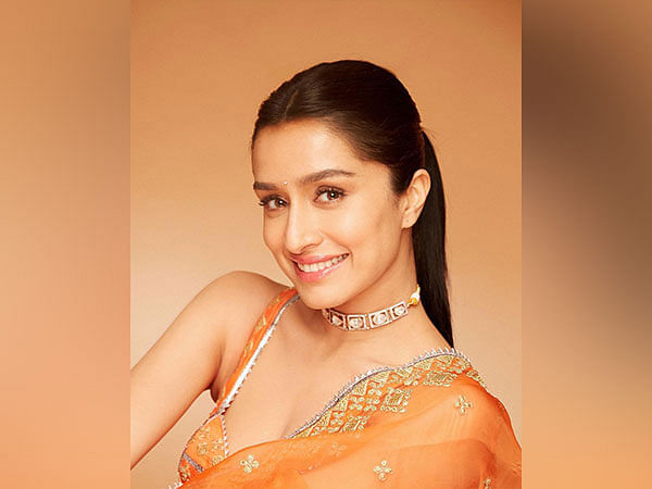 Shraddha Kapoor relishes delicious Modak ahead of Ganesh Chaturthi
