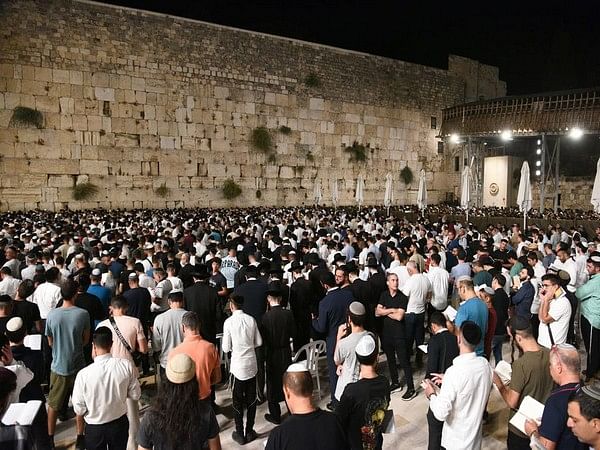 Israeli population pushes 10 million as Jewish New Year approaches