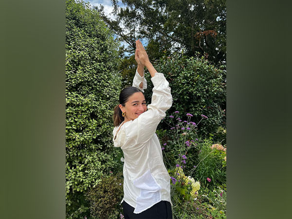 Alia Bhatt shares glimpse of schedule on her day-off, Arjun Kapoor reacts