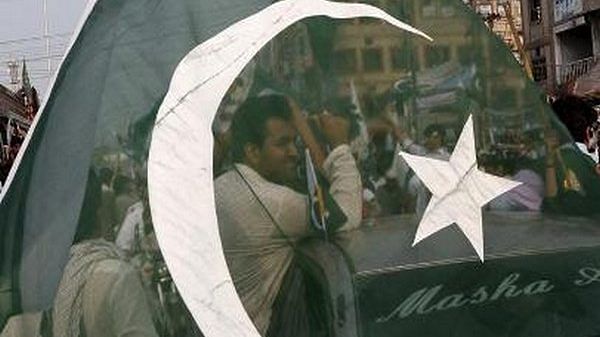 Pakistan: Tehreek-e-Labbaik threatens to raze minarets of historic worship place of Ahmadiyya community