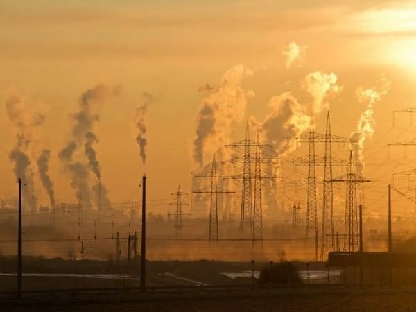 Exposure to air pollution is associated with risk of stroke: Study