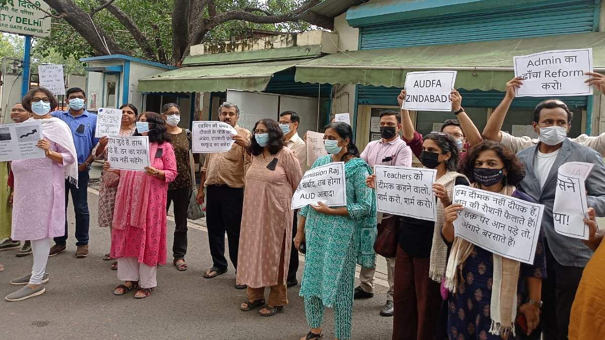 Two dozen faculty members of Ambedkar University Delhi have been holding a protest daily for the last three weeks to express their dissatisfaction with the way the university has been functioning.  By special arrangement