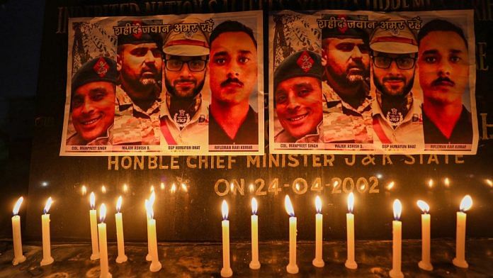 Youth Congress workers pay tribute to Army Colonel Manpreet Singh, Major Ashish Dhonchak and DSP of J&K Police Humayun Bhat who were killed in an encounter with terrorists in Anantnag district | PTI