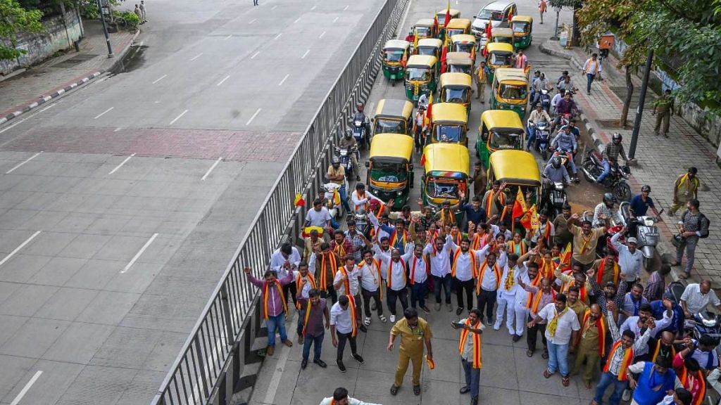 Kannada activists protest against Karnataka Government over the issue of releasing water from Cauvery river to Tamil Nadu, in Bengaluru, on 26 September 2023 | PTI