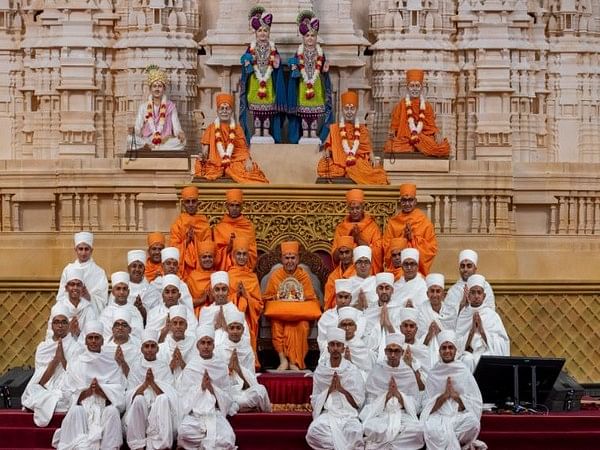 US: Over 30 American youth initiated as monks at BAPS Swaminarayan Akshardham in Robbinsville