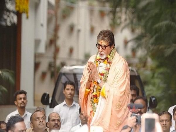 Amitabh Bachchan expresses gratitude towards fans for 'Love and Affection' on 81st birthday