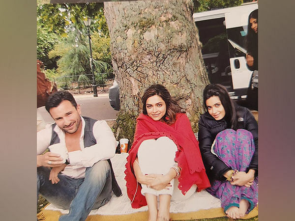 Check out BTS pictures from the sets of 'Cocktail'