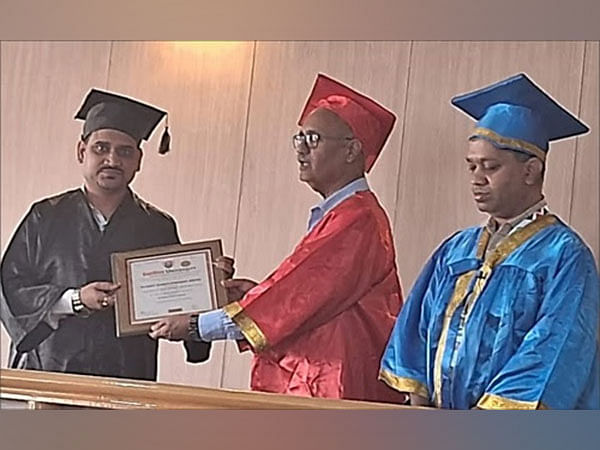 Flawless Pharma Promoter Dr. Sujeet Kumar Singh Awarded Honorary Doctorate in Health Administration